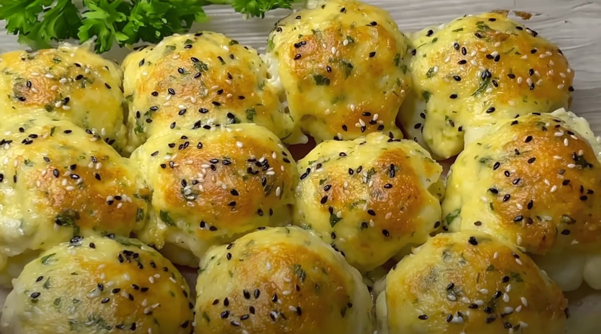 Conopidă la cuptor cu beșamel și cașcaval: acesta este cel mai bine preparat conopidă pe care l-am mâncat vreodată!