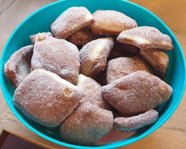 Gogoși de carnaval bunicii