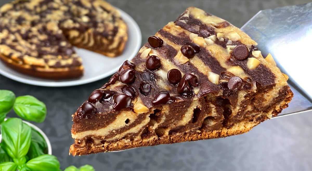 Plăcintă de ovăz cu marmură: Gătită la tigaie și gata în câteva minute!