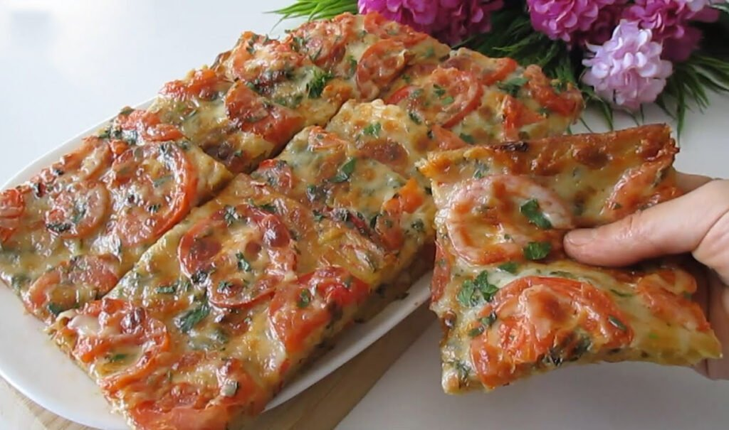 O tigaie nu a fost suficientă, familia mea a înnebunit după ce a gustat această pizza sățioasă | Doar 195 Kcal!