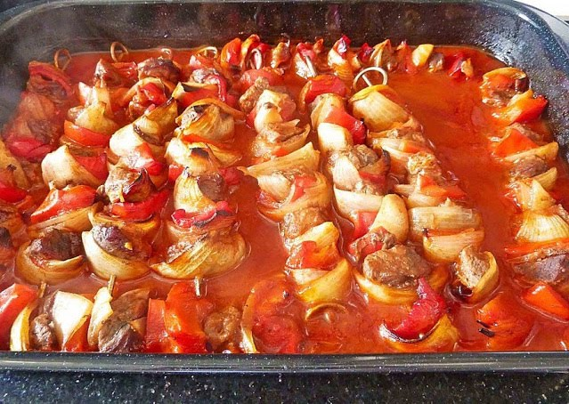 Tigaia cu frigărui bătute de inimă