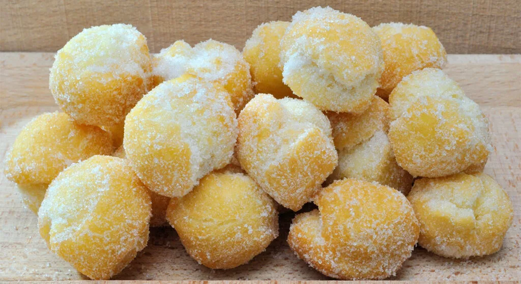 Clătitele ușoare din cartofi sunt minunat de moi și le plac tuturor. Doar 40 Kcal!