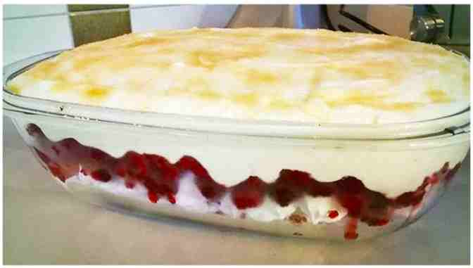 Visul de fructe roșii coapte