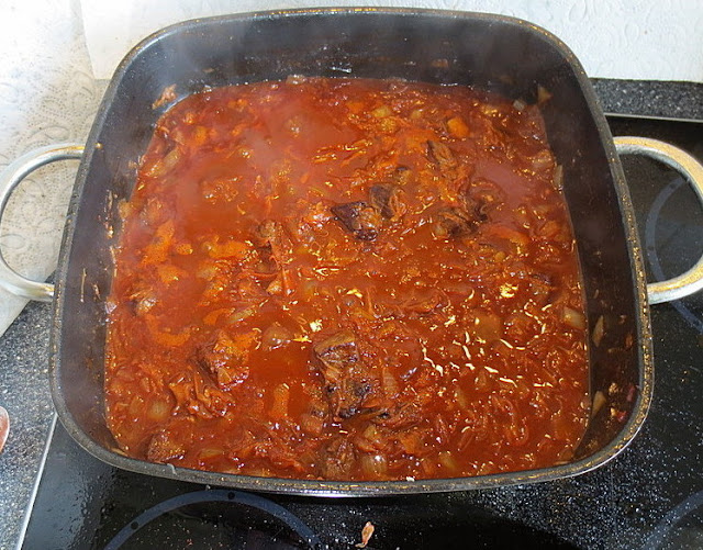 Gulaș picant de cerb