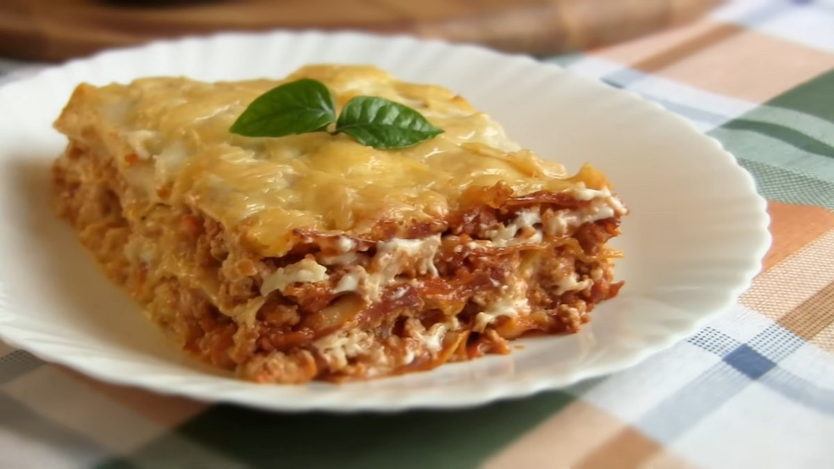 Uitați de cele cumpărate! Aceste LASAGNE făcute acasă sunt divine – REȚETĂ pas cu pas!