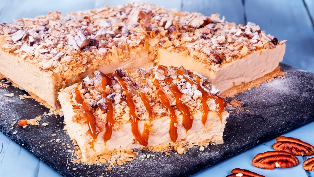 Karamelovo-smântânos prăjitură cremoasă: Mai bună decât cea a bunicii!