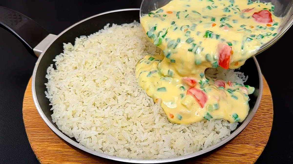 Tigaie imperială de orez cu legume: Rețetă simplă și nutritivă