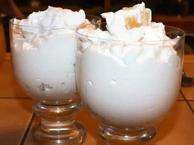 Rețetă de desert cu cocos și ananas