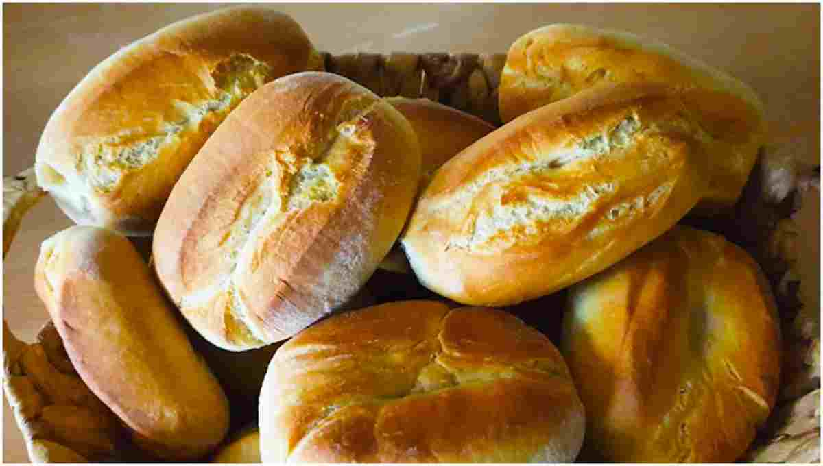 Batoane proaspete și delicioase Berlinere pentru micul dejun