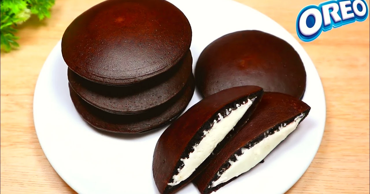 Uitați de clătitele clasice! Aceste Oreo umplute sunt HIT ABSOLUT – REȚETA pe care trebuie să o încercați!