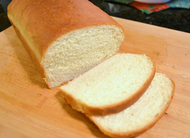 Pâine cu lapte bătut