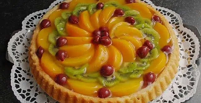 Rețetă rapidă de pandișpan pentru prăjituri cu fructe