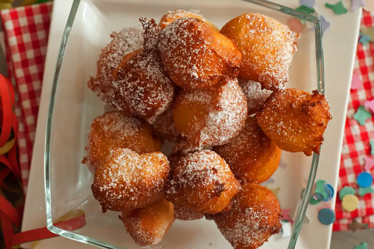 Rețeta bunicii de gogoși cu brânză de vaci