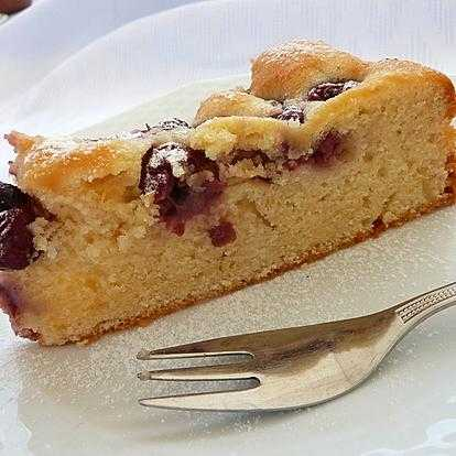 Iaurt Megalecker Tort cu cireșe