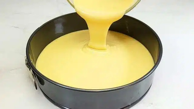 Rețetă de prăjitură cu biscuiți preparată în 3 minute!