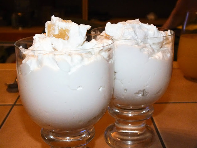 Desert cu cocos și ananas