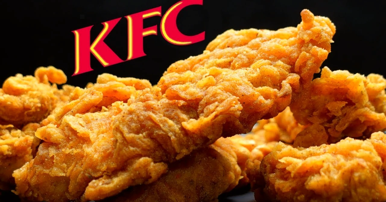 Șnițele KFC de casă: CEL MAI BUN REȚETĂ pentru bucăți de pui extra crocante și suculente!