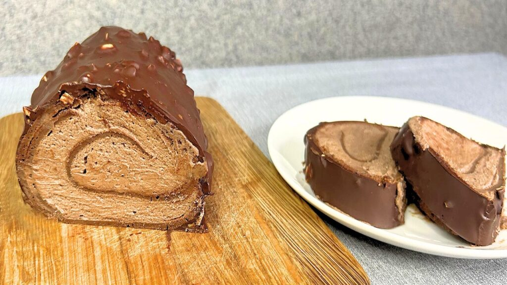 Am avut multă ciocolată Epiphany, așa că mi-a venit o idee bună să fac o chiflă frumoasă, dar fără aluat de biscuiți!