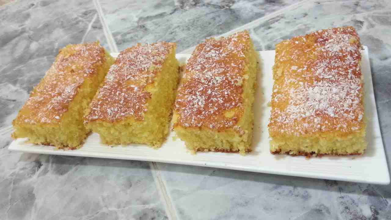 Prăjitură cu griș din vremurile bunicii