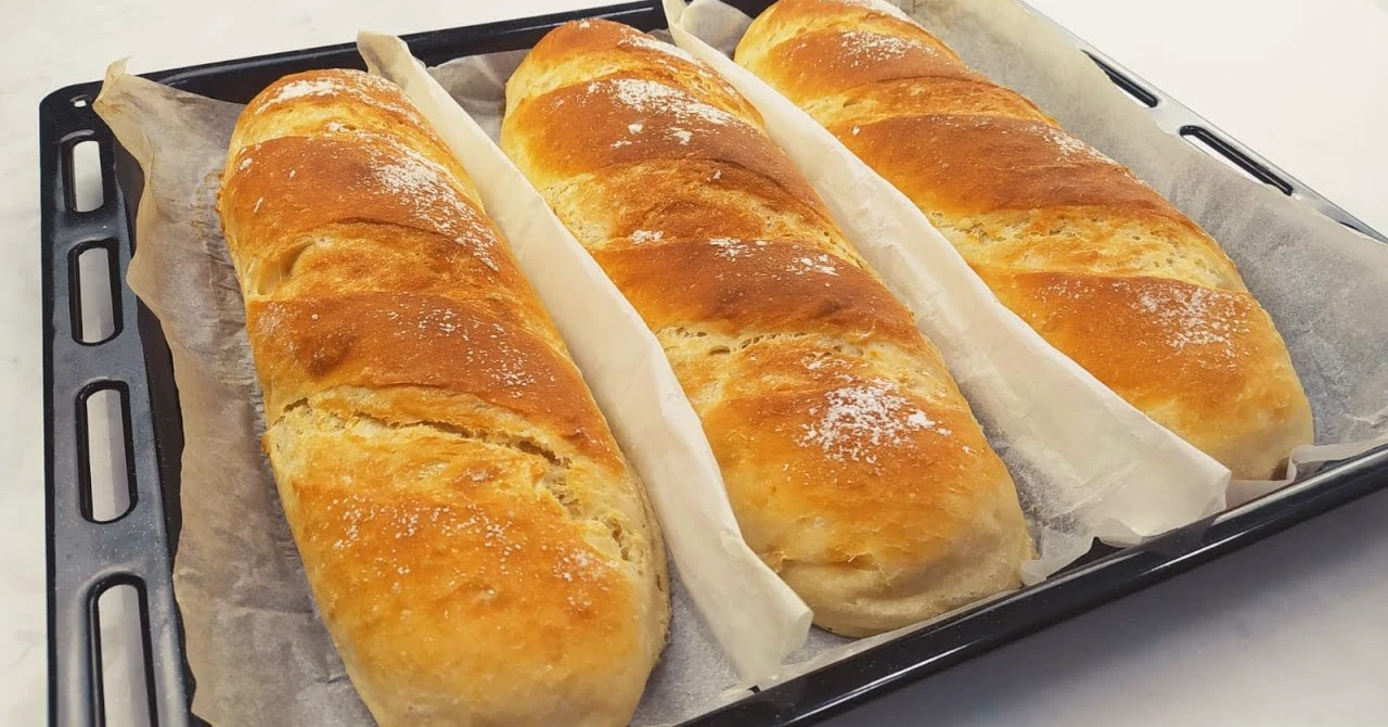 Cele mai bune baghete ca în Franța: Coace-le acasă aromate și crocante! (REȚETĂ)