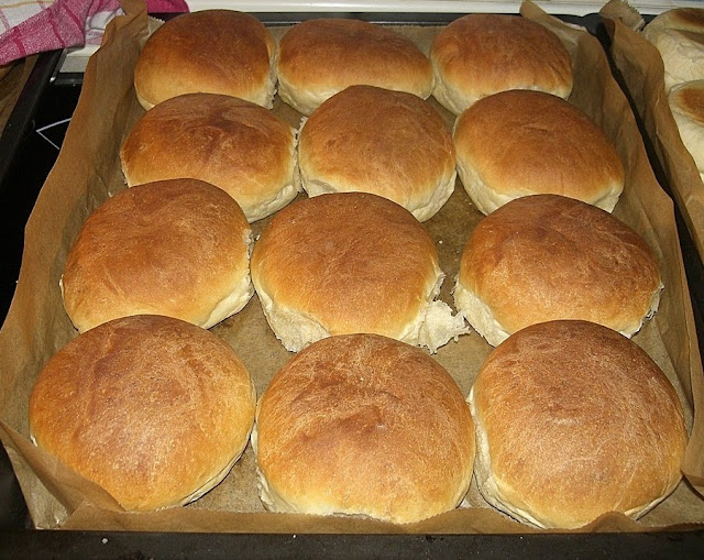 Chifle americane pentru hot dog