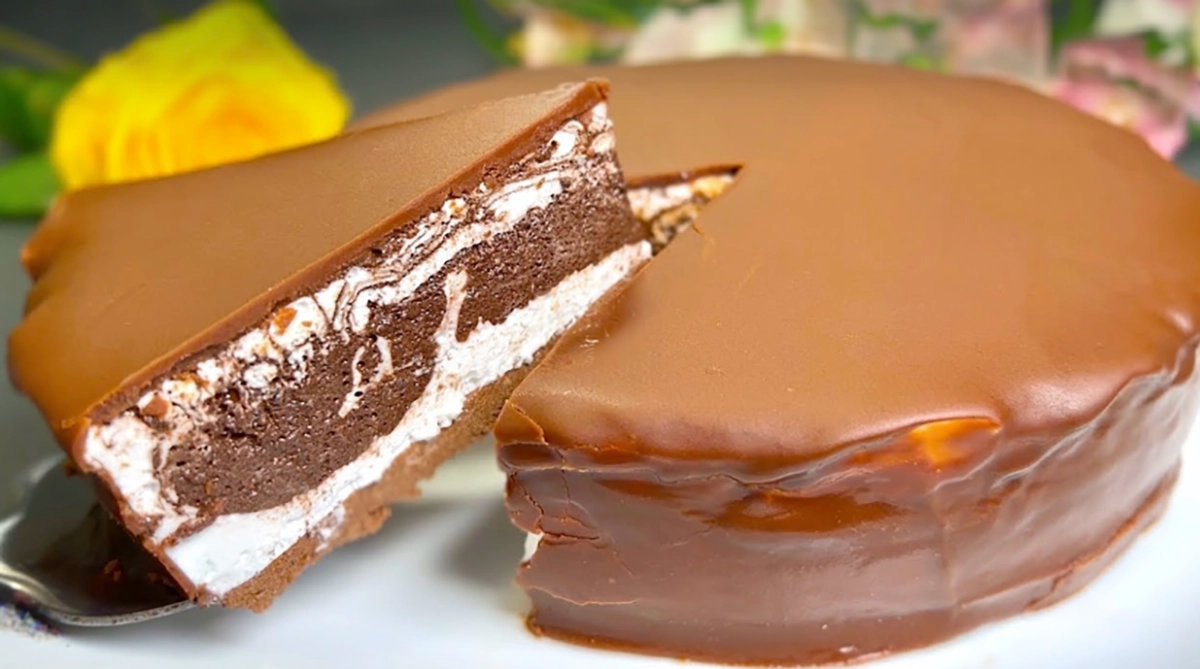 Tort de napolitane fără coacere: Gustare rapidă și delicioasă