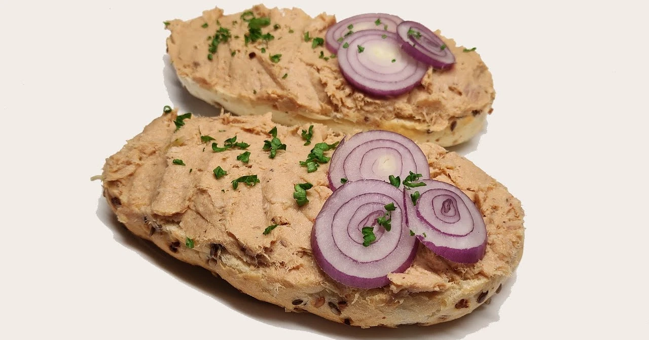 Pasta de slănină coaptă și gustoasă: Această REȚETĂ este atât de bună încât te vei linge pe degete!