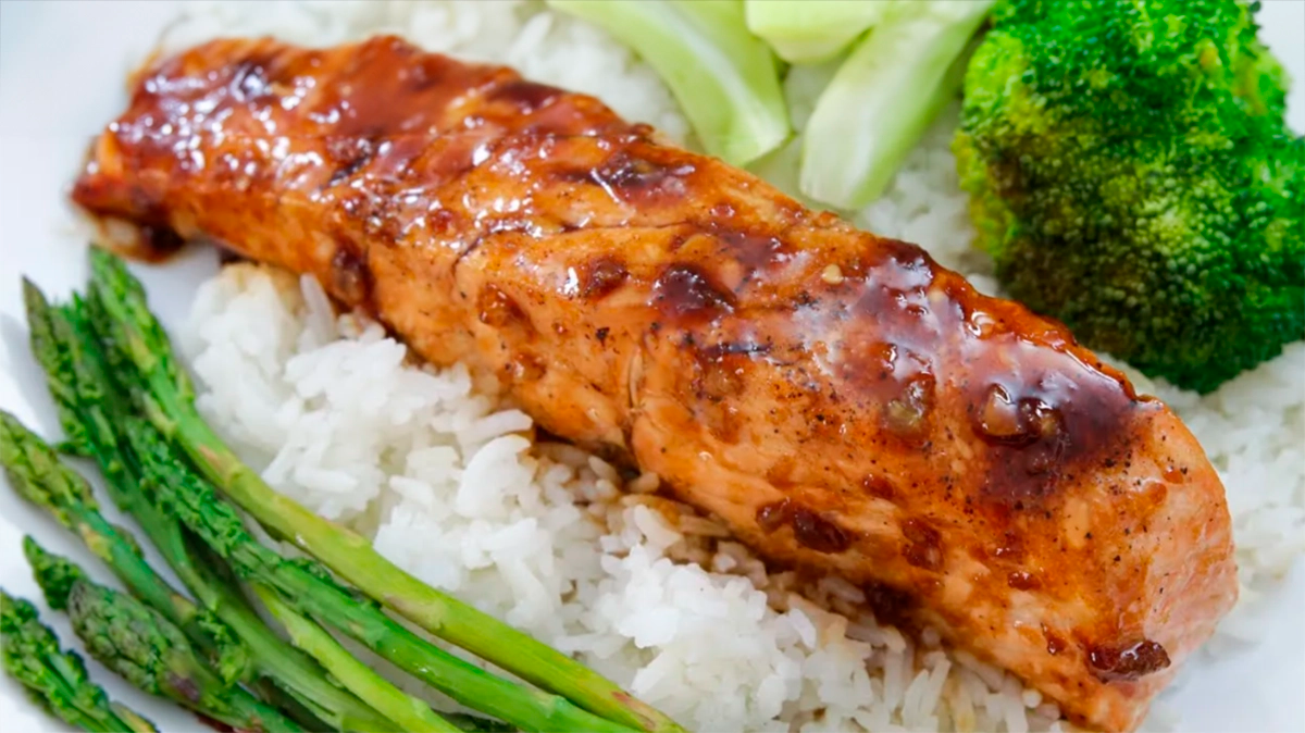 Rețetă delicioasă de somon în sos teriyaki: Prânz sau cină rapidă și gustoasă!