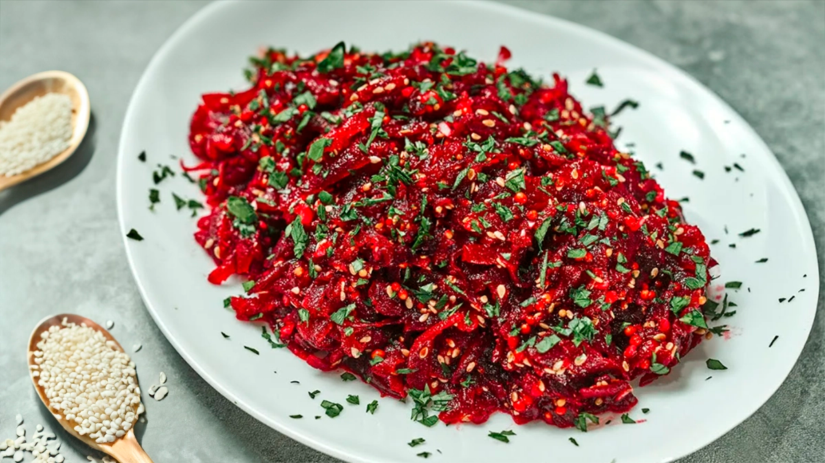 Cel mai delicios salată de sfeclă: Rețetă rapidă și sănătoasă gata în 5 minute!