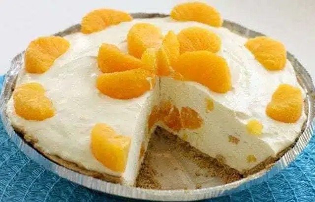 Cel mai rapid tort din lume, rețetă de prăjitură cu mandarine amestecată