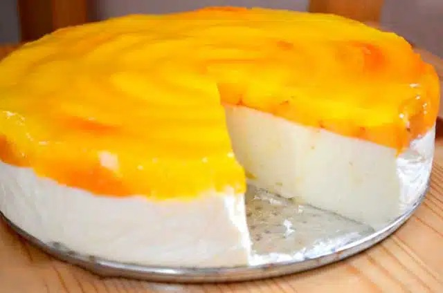 Tartă cu quark fără ouă și fără coacere – rețetă