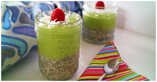 Budincă Low Carb cu Chia și Avocado
