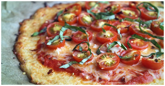 Pizza Low Carb Delicioasă