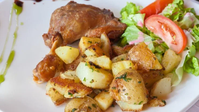 Adaugă bere la cartofi: copți sau prăjiți, sunt delicioși!