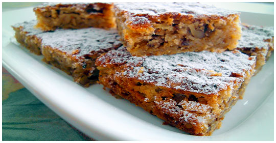 Prăjitură Low Carb cu mere și nuci, rapidă, delicioasă și suculentă