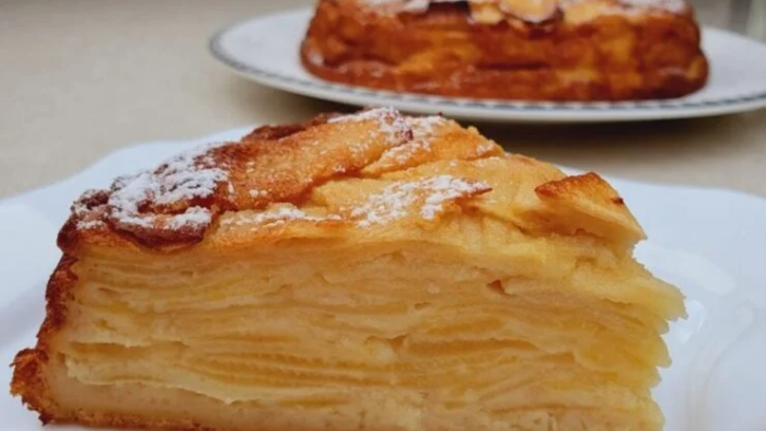 Plăcintă cu mere invizibilă: cremoasă, dar fără frișcă, ușor de preparat!