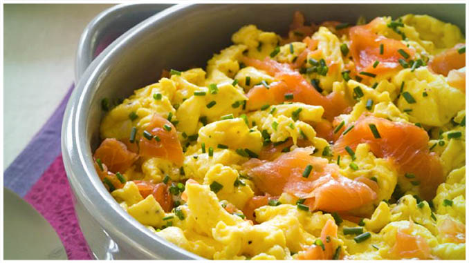 Omletă cu somon