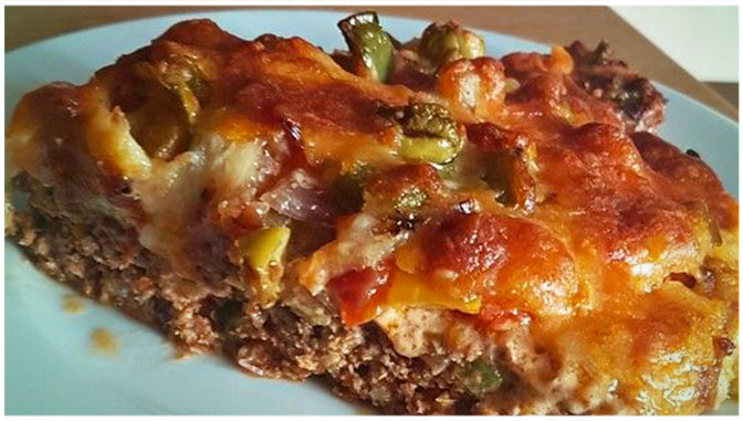 Pizza delicioasă cu carne tocată fără blat, versiunea Low Carb