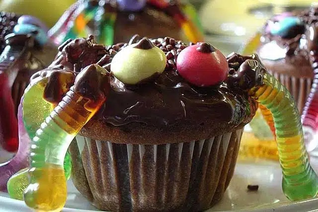 Rețetă de brioșe cu păianjeni pentru Halloween