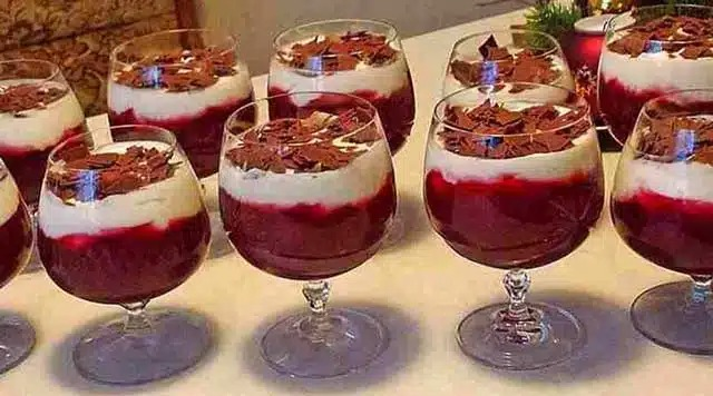 Rețetă de desert Albă ca Zăpada, mâncată pe nerăsuflate!