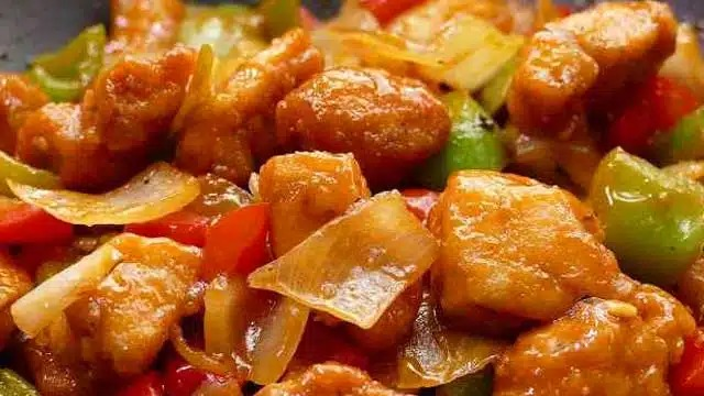 Rețetă pui dulce-acrișor mai bună decât în restaurantul chinezesc!
