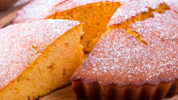 Puneți merele și portocalele în blender | Veți obține un tort parfumat și super suculent | Doar 170 de calorii!
