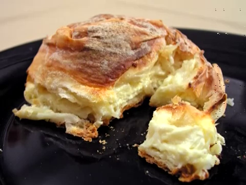 Pita cu brânză – rețetă pentru sirnica