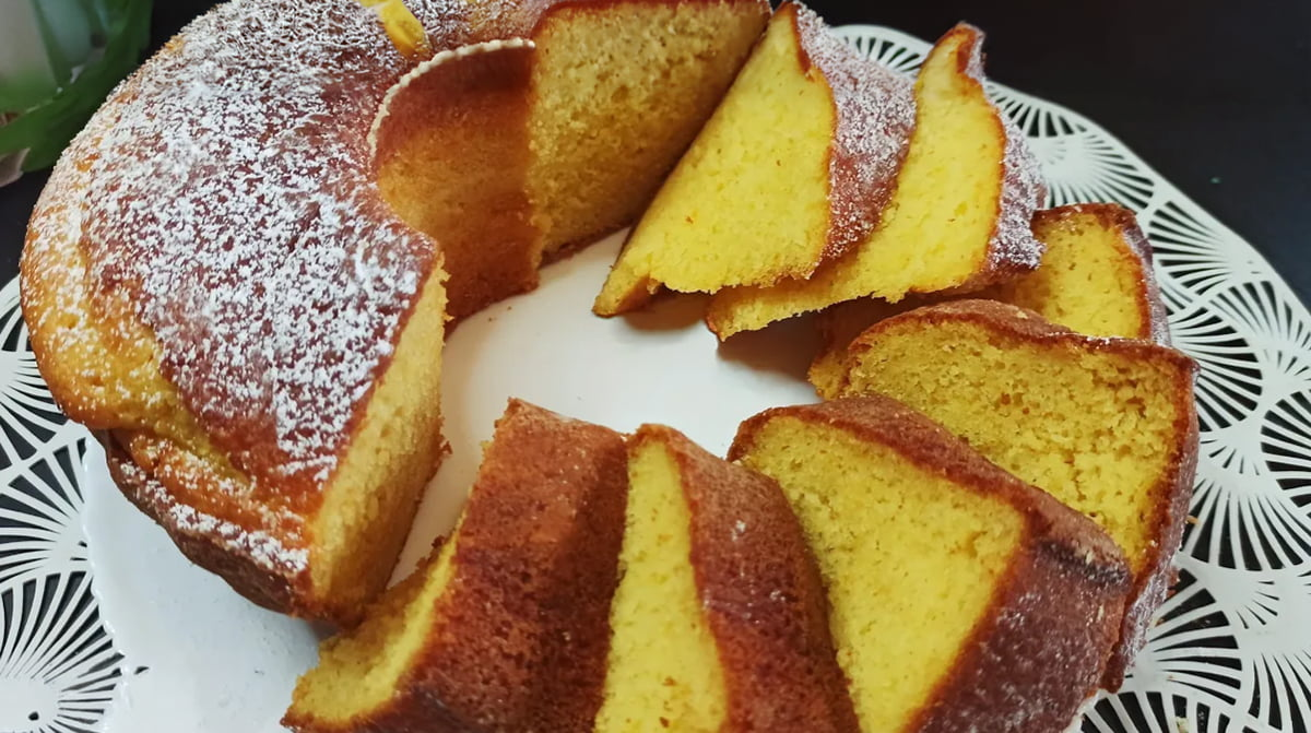 Chec pufos cu portocale: desert fin plin de aromă