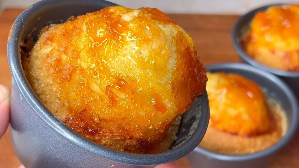 Deserturi pentru copii, cei mici sunt nebuni după aceste brioșe cu gem: sunt perfecte pentru micul dejun!