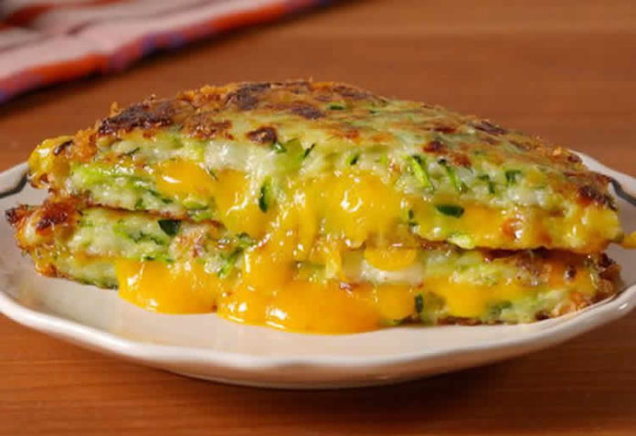 Weight Watchers Clătită cu Dovlecel și Cașcaval Cheddar