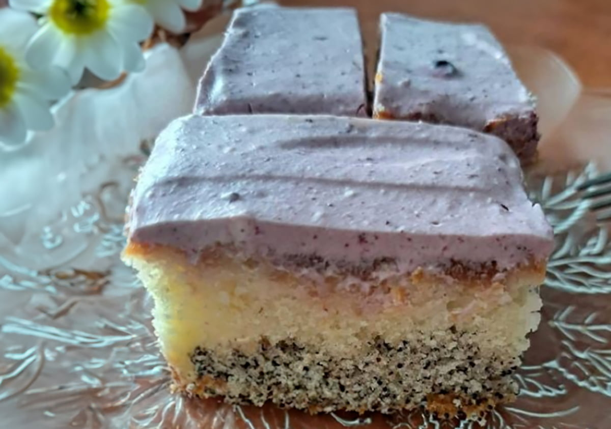 Plăcintă răsturnată cu mere: Rețetă simplă și delicioasă de la bunica Stanka