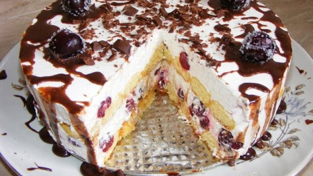 Tort cu cireșe