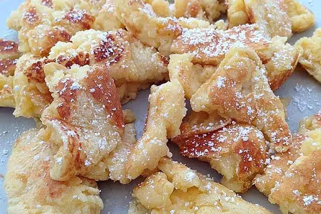 Kaiserschmarrn în stilul bunicii – Rețetă