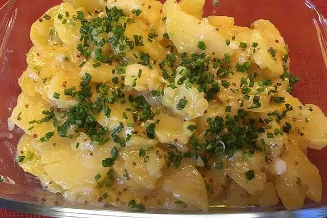 Rețetă de salată de cartofi franconiană